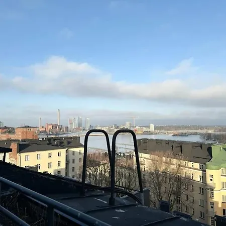 Crown Of Kruununhaka With View To Confirm Your Bookin, Write To Vat Sapp 3 7 3 7 7 8 2 1 8 7 8 Apartament Helsinki